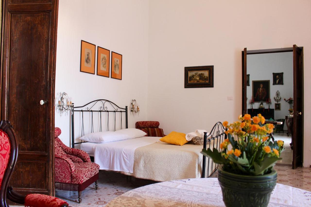 B&B Palazzo Sambiasi Lecce Extérieur photo