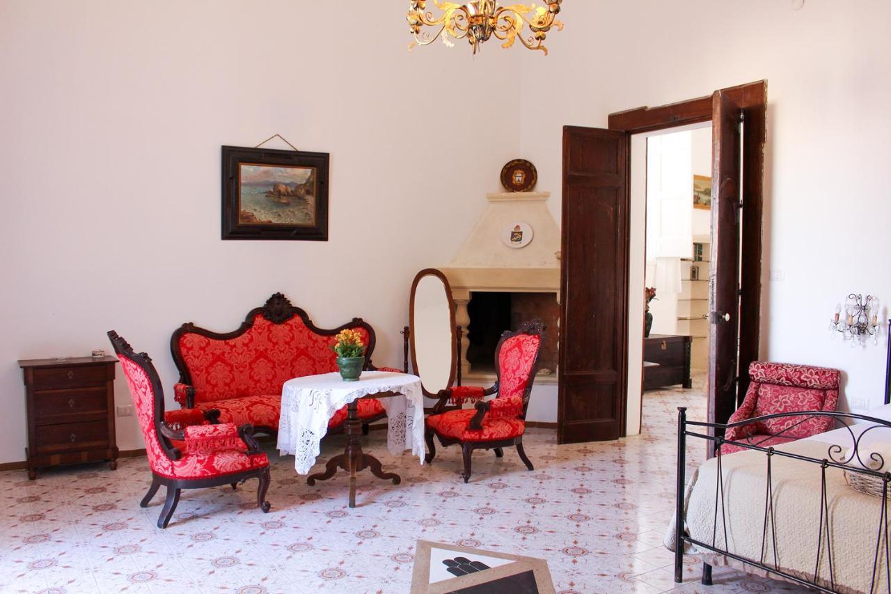 B&B Palazzo Sambiasi Lecce Extérieur photo