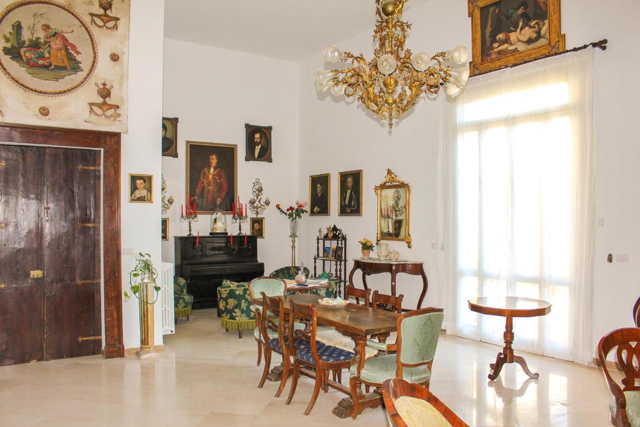 B&B Palazzo Sambiasi Lecce Extérieur photo