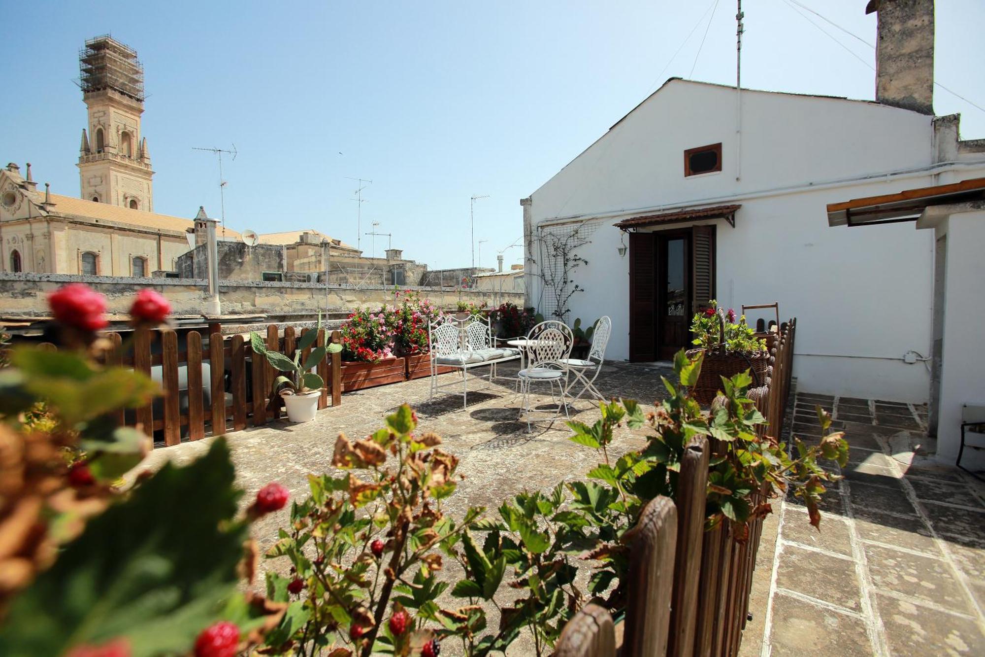 B&B Palazzo Sambiasi Lecce Extérieur photo