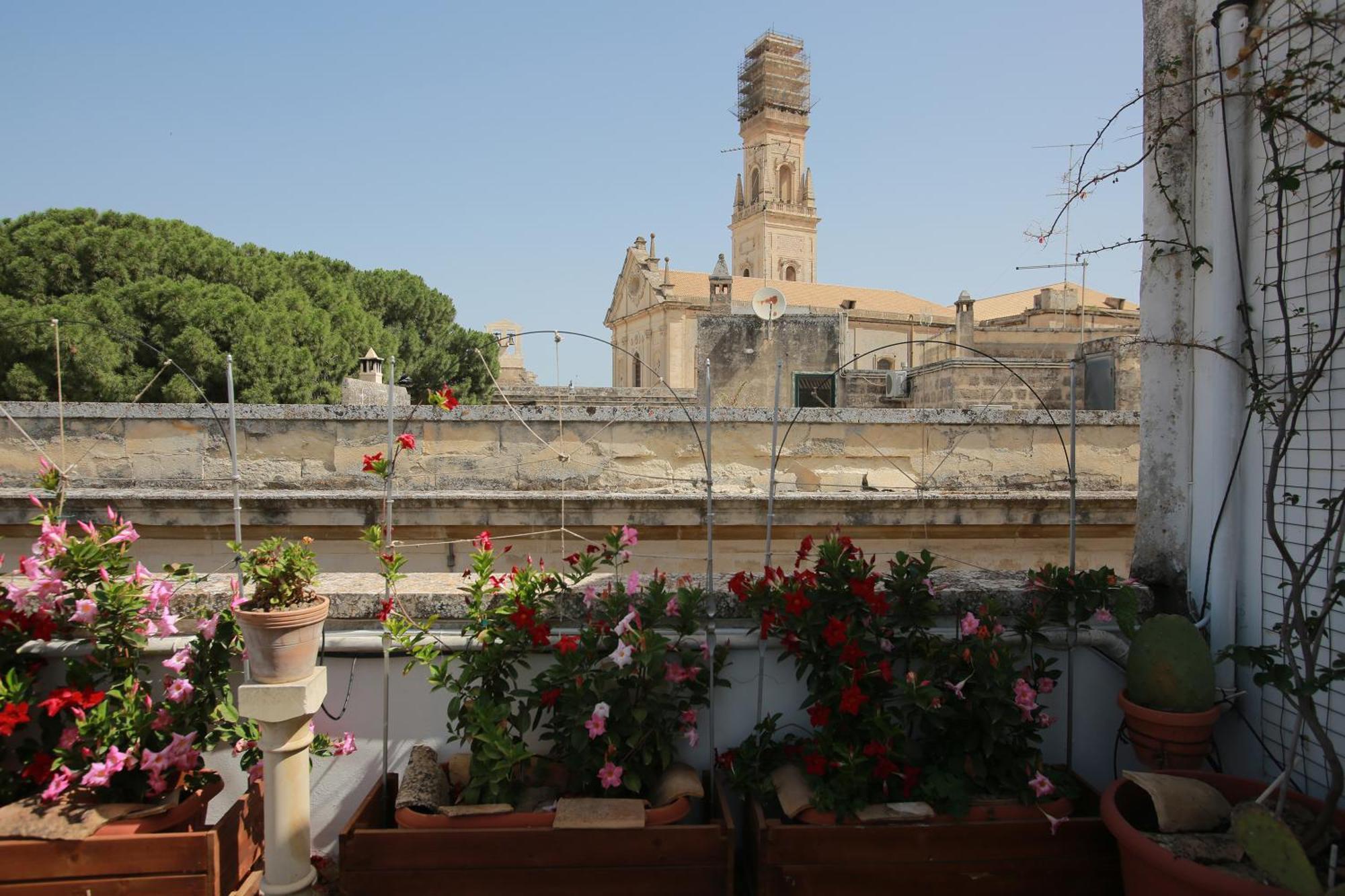 B&B Palazzo Sambiasi Lecce Extérieur photo